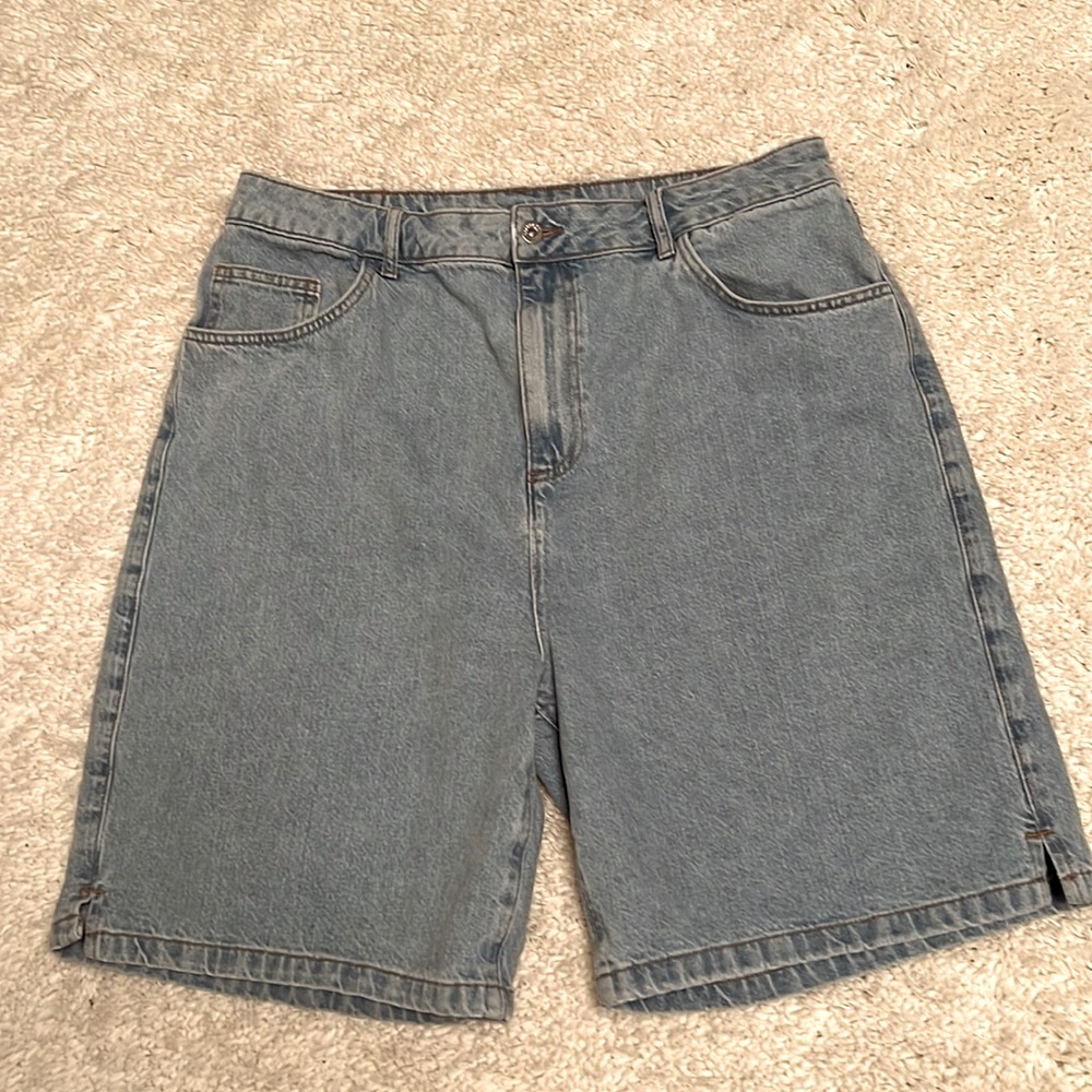 COLLUSION SHORTS